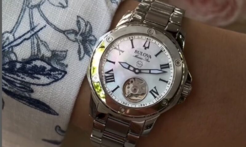 Elegantni čelični satovi - Bulova